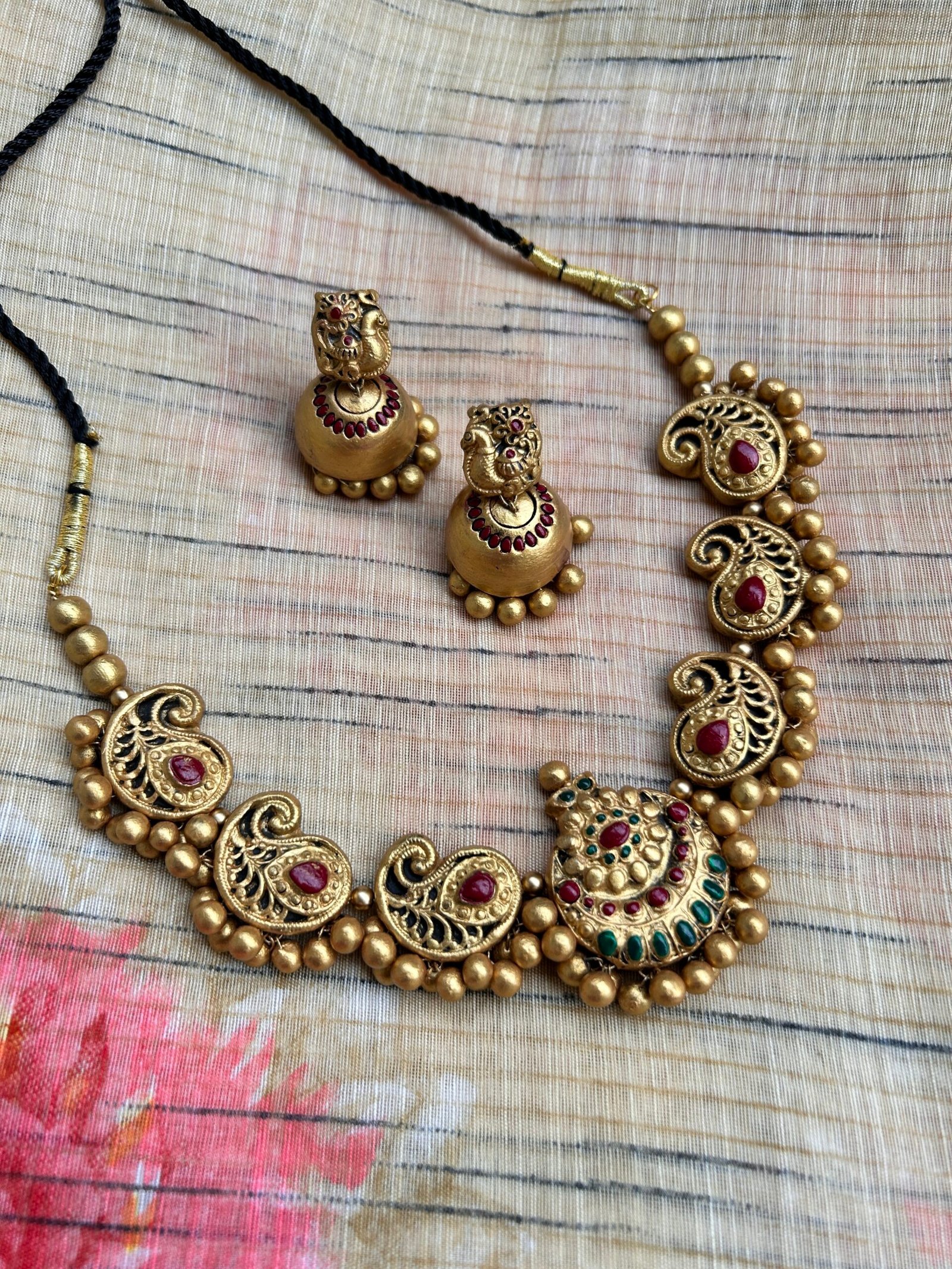 Veena Mayura Necklace Set - Image 2