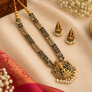 Ishvarya – Temple Pendant Necklace Set